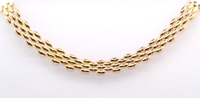 Estate 18 Karat Yellow Gold Necklace Measuring 16 Inches